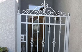 White Birds Nest Gate